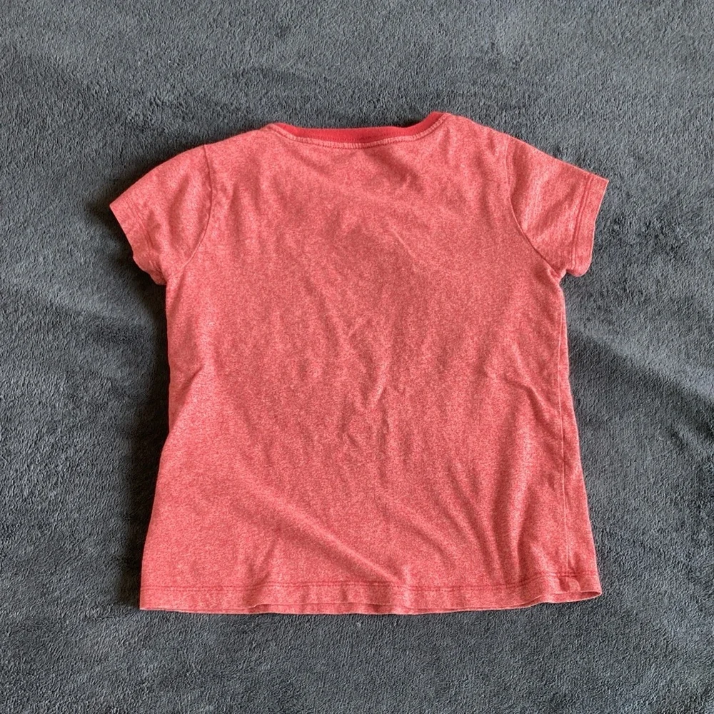 Roots Kids everyone loves a Canadian girl Graphic Tee size S, 5-6 years